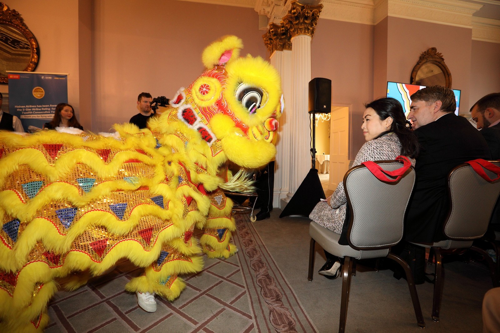 Guest presentation moment during the Beijing tourism promotion programme in Dublin