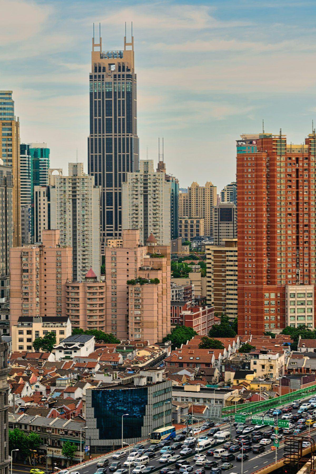 Oriental Pearl Tower and Shanghai skyline in Pudong.
